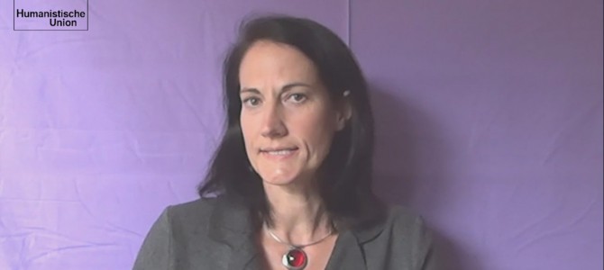 Video mit Rechtsanwältin Angela Furmaniak: Im Visier des Verfassungsschutzes